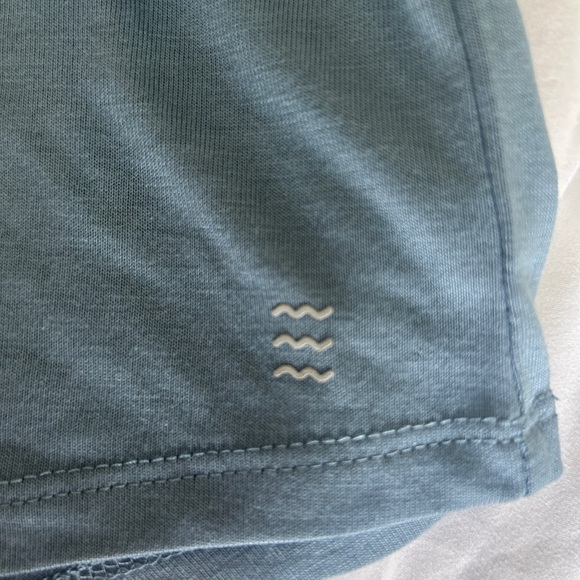 Freefly apparel women’s lightweight shore hoody size medium. Color: blue fog - Picture 5 of 6